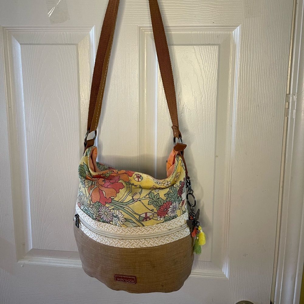 Sakroots Artist Circle Soft Bucket bag- Sunlight Lilac Flower floral print .